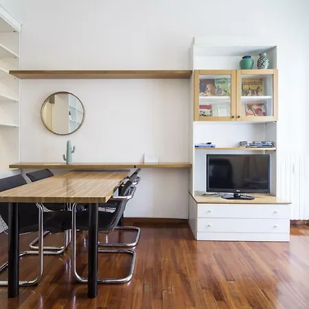 Hacca Collection - Bocconi, Navigli 1br Lägenhet *
