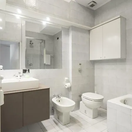 Lägenhet Hacca Collection - Bocconi, Navigli 1br Milano