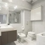 Apartman Hacca Collection - Bocconi, Navigli 1br Milánó